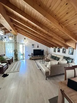 Villa 2+1 in affitto a Fllake, Durazzo, 130 m². Foto 1 di 8