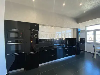 Apartament 2+2 në shitje në Rruga Doganes, Durrës, 119 m². Foto 1 nga 12