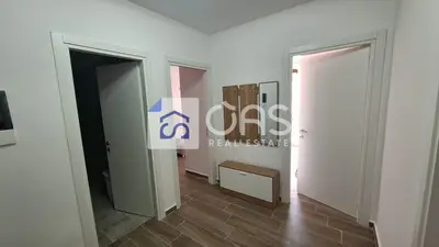 Apartament 2+1 me qera në Rrethrrotullimi i 5 Majit, Tiranë, 89 m². Foto 2 nga 7