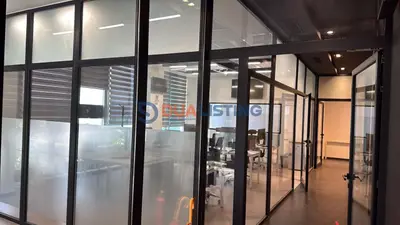 Zyrë me qera në Liceu Artistik, Tiranë, 591 m². Foto 10 nga 11
