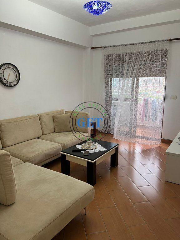 Apartament 1+1 në shitje në Rruga Ahmet Dakli, Durrës, 57 m². Foto 1 nga 6