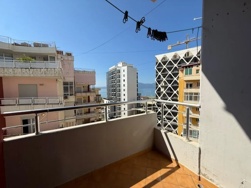 Appartamento in affitto a Porti, Valona, 50 m². Foto 1 di 8