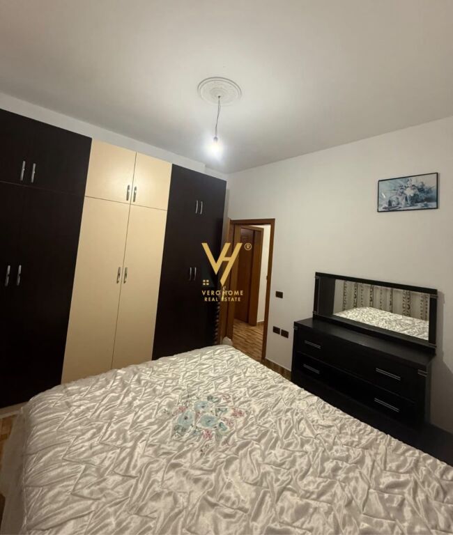 Apartament 2+1 me qera në Jordan Misja, Tiranë, 90 m². Foto 2 nga 3