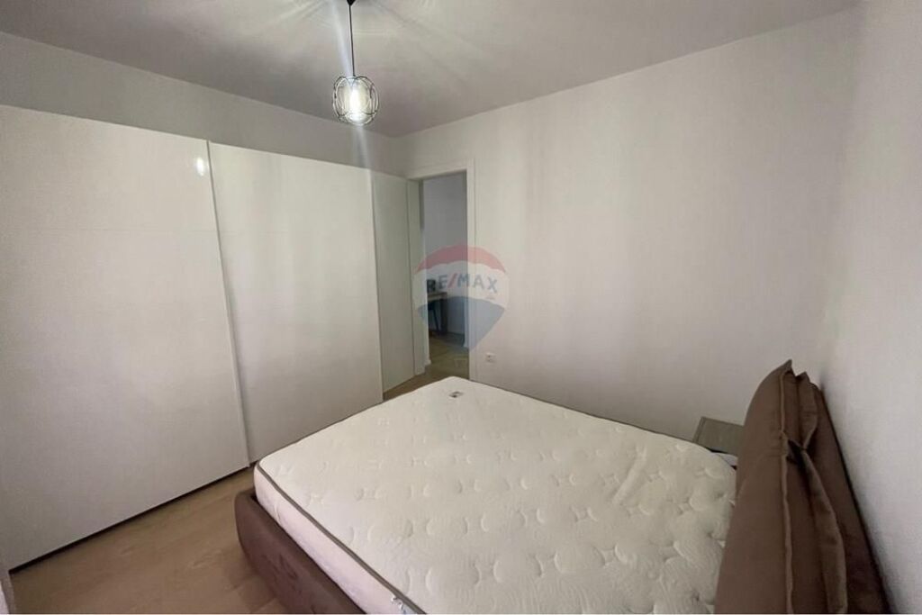 Apartment for rent in Kompleksi Delijorgji, Tirana, 70 m². Photo 2 of 3