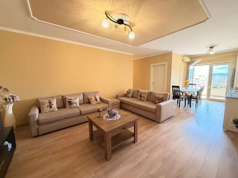 Apartment 3+1 for sale in Durrës, 125 m²