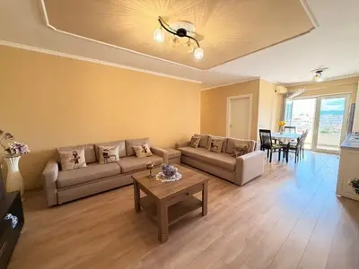 Apartament 3+1 në shitje në Ish Fabrika e Bukës, Durrës, 125 m². Foto 1 nga 12
