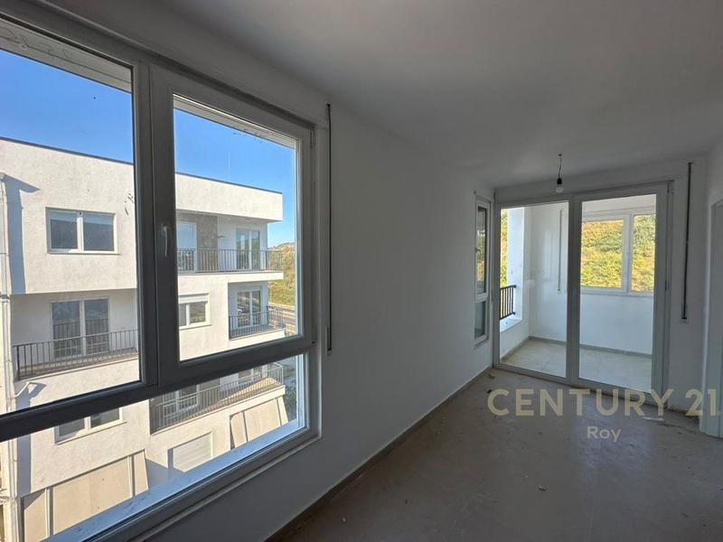 Apartment 1+1 for sale in Golem, Kavajë , Albania, Durres, Golem, 56 m²