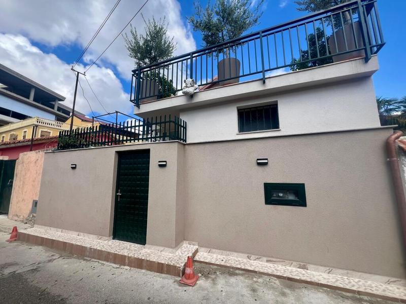 Casa indipendente in affitto a Rruga Justin Godar, Valona, 80 m²