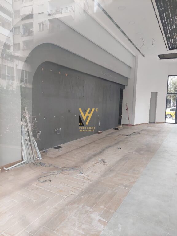 Dyqan me qera në Yzberisht, Tiranë, 120 m². Foto 2 nga 2