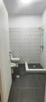 Appartamento 2+1 in affitto a Linzë, Tirana, 80 m². Foto 3 di 8