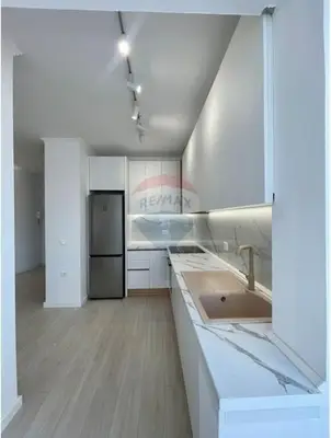 Apartament 1+1 me qera në Rruga Sami Frashëri, Tiranë, 84 m². Foto 8 nga 12