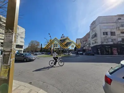 Dyqan në shitje në Sheshi Pranvera, Durrës, 50 m². Foto 4 nga 5