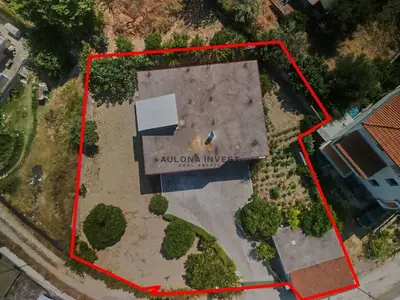 Villa for sale in Kuzum Baba, Vlorë, 250 m². Photo 4 of 12