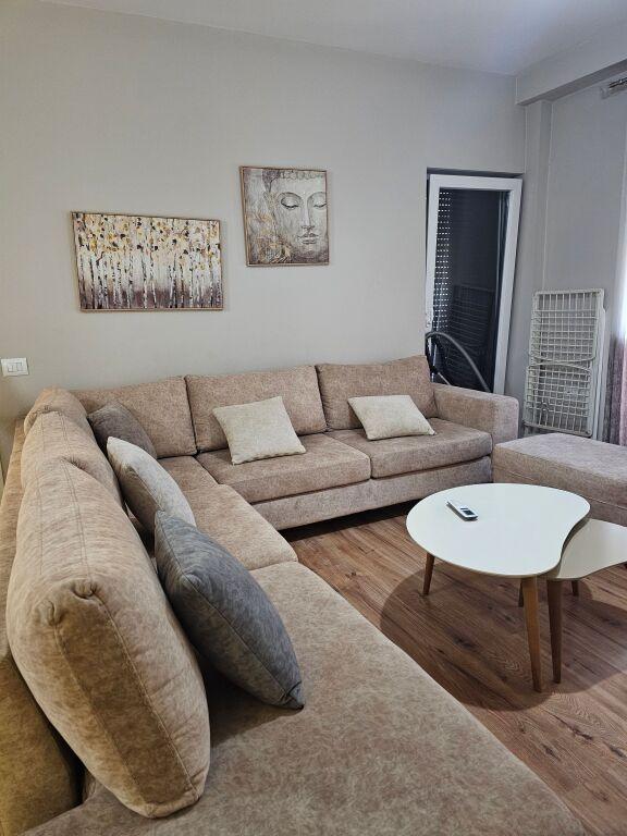 Apartament 2+1 me qera në Rruga Panorama, Tiranë, 110 m²