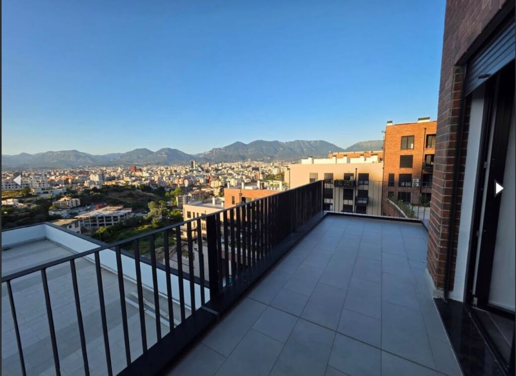 Apartment 3+1 for rent in Kodra e Diellit, Tirana, 142 m². Photo 1 of 3