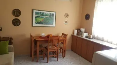 Apartament 2+1 me qera në Urgjenca e Pediatrisë, Tiranë, 75 m². Foto 6 nga 12