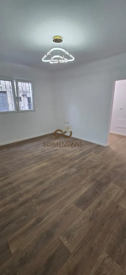 Appartamento 1+1 in vendita ad Ali Demi, Tirana, 57 m². Foto 1 di 5