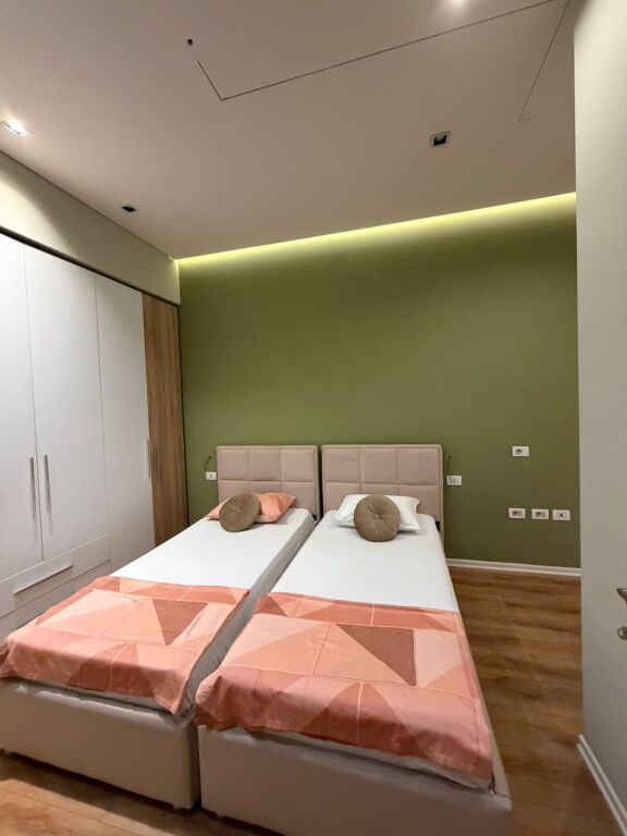 Apartament 2+1 me qera në Golden Park, Tiranë, 95 m². Foto 3 nga 3