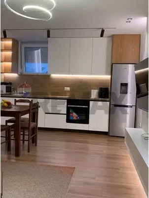 Apartament 1+1 me qera në Rruga Mihal Grameno, Tiranë, 65 m². Foto 2 nga 5