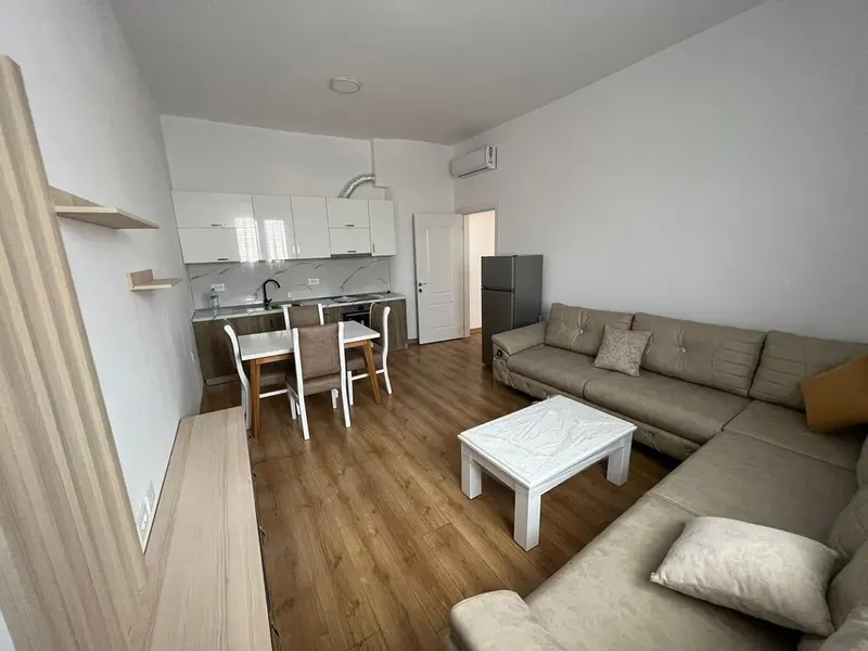 Appartamento 2+1 in affitto a Kamez, Kamza, 120 m²