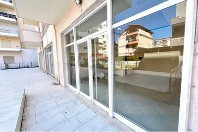 Shop for rent in Albano dhe Romina, Vlorë, 50 m². Photo 7 of 9