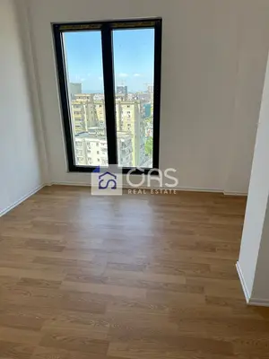 Apartament 3+1 në shitje në Rruga e Barrikadave, Tiranë, 133 m². Foto 4 nga 12