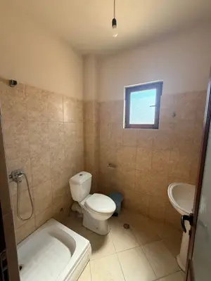Studio for rent in Rruga Rrota e Kuqe, Durrës, 47 m². Photo 3 of 3