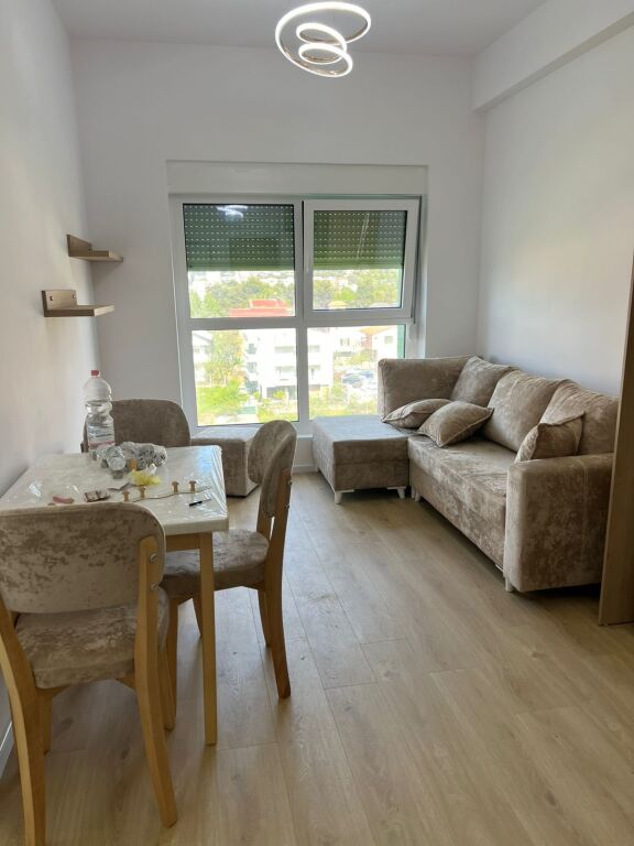 Apartment 1+1 for rent in Ali Demi, Tirana, 50 m². Photo 1 of 3