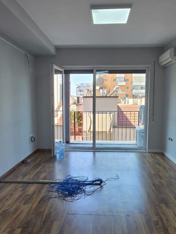Commercial space for rent in 21 Dhjetori, Tirana, 145 m². Photo 2 of 3