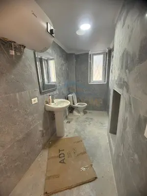 Ambient biznesi me qera në Rruga Xhanfize Keko, Tiranë, 41 m². Foto 3 nga 3