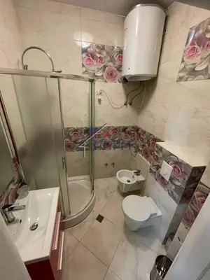 Apartament 1+1 me qera në Pazari i Ri, Tiranë, 60 m². Foto 4 nga 4