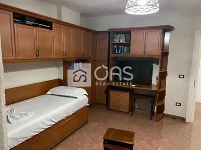 Apartament 2+1 me qera në Toptani, Tiranë, 115 m². Foto 4 nga 5