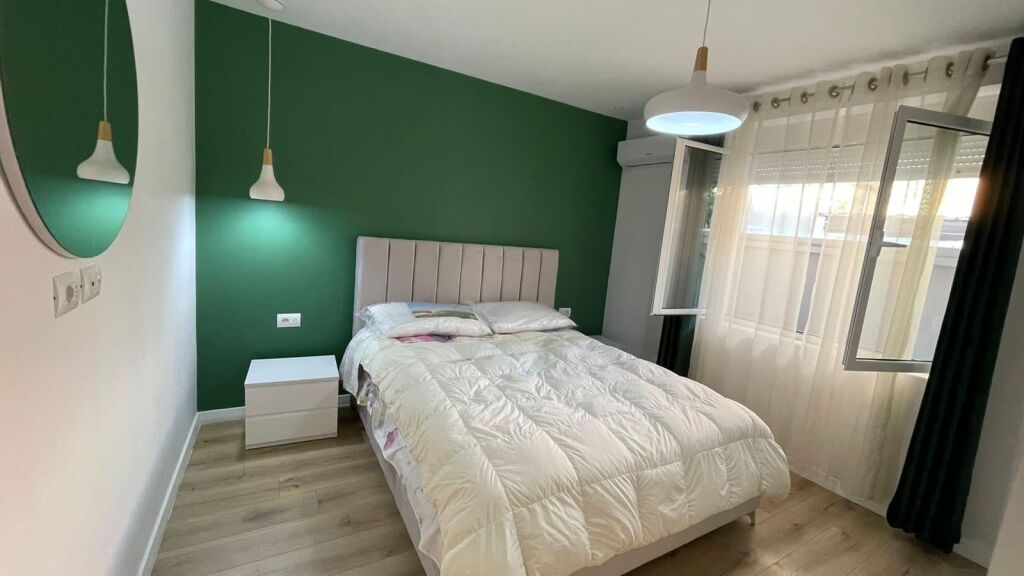 House for rent in Myslym Shyri, Tirana, 400 m². Photo 2 of 3