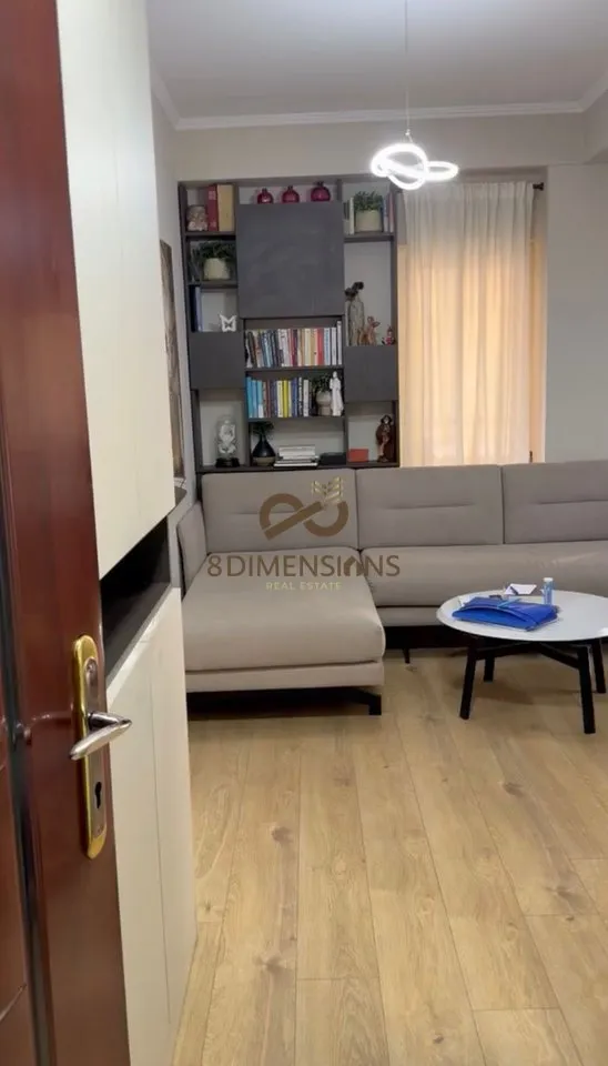 Apartament 1+1 në shitje në Oxhaku, Tiranë, 48 m². Foto 1 nga 5