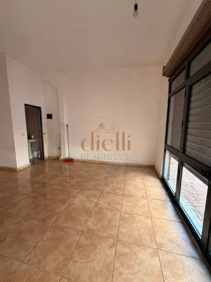 Ambient biznesi në shitje në Stacioni i Trenit, Durrës, 32 m². Foto 1 nga 5