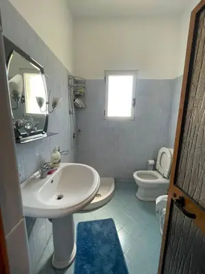Shtëpi private 3+1 me qera në Markata Fruta Perimeve & Bylmet, Durrës, 119 m². Foto 6 nga 12