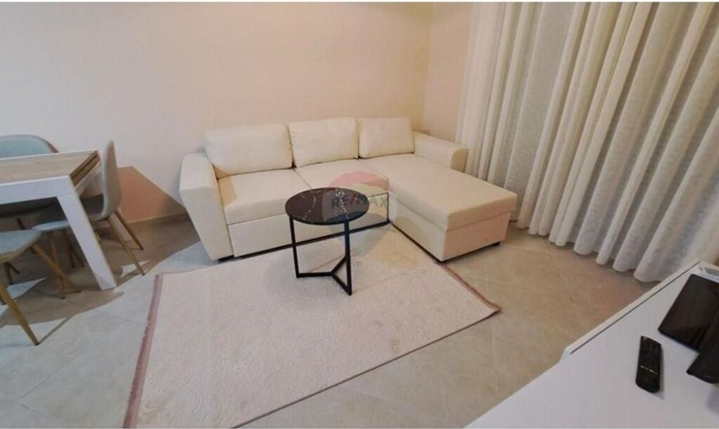 Apartment 2+1 for sale in Rruga Mine Peza, Tirana, 81 m². Photo 2 of 3