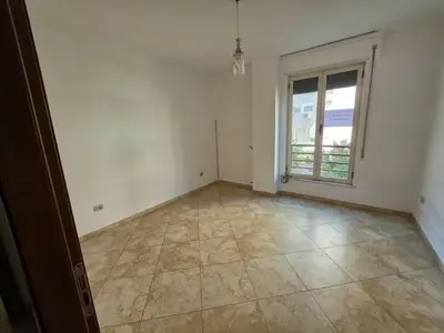Apartament 2+1 me qera në Zogu i Zi, Tiranë, 120 m². Foto 4 nga 9