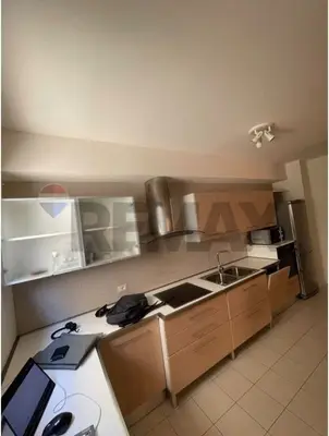 Apartament 2+1 me qera në Liceu Artistik, Tiranë, 118 m². Foto 2 nga 9
