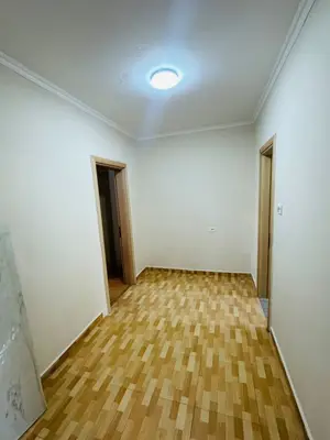 Apartament 1+1 në shitje në Rruga Irfan Tomini, Tiranë, 60 m². Foto 7 nga 8