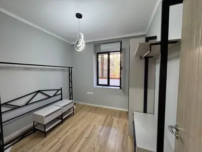 Ufficio in affitto a Bulevardi Bajram Curri, Tirana, 50 m². Foto 1 di 3