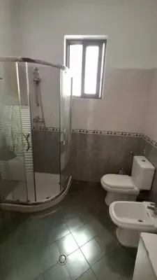 Apartment 2+1 for rent in Bulevardi, Durrës, 100 m². Photo 7 of 12