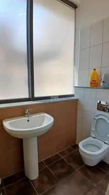 Commercial space for rent in Poliklinika, Durrës, 110 m². Photo 8 of 9
