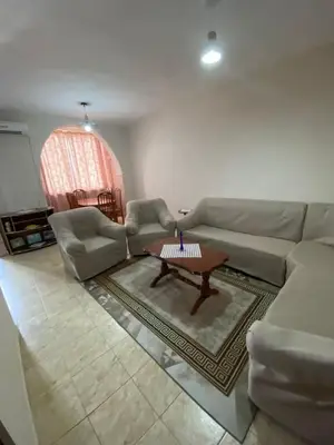 Apartament 2+1 me qera në Ambasada Amerikane, Tiranë, 95 m². Foto 1 nga 5