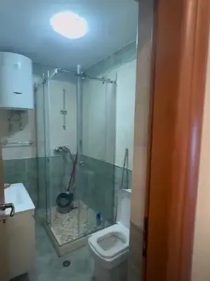Apartament 1+1 me qera në Pazari i Ri, Tiranë, 63 m². Foto 10 nga 10