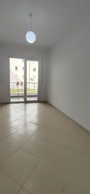 Appartamento 2+1 in affitto a Linzë, Tirana, 80 m². Foto 8 di 8