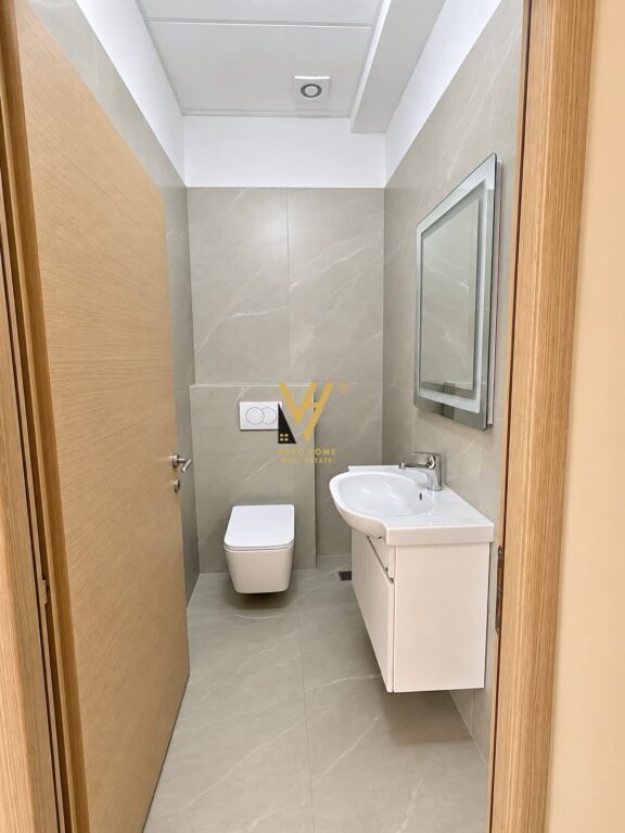 Ambient biznesi me qera në Porcelan, Tiranë, 30 m². Foto 2 nga 3