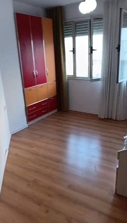 Apartament 2+1 me qera në Tring Pallatet Çabej Shop, Tiranë, 80 m². Foto 2 nga 5