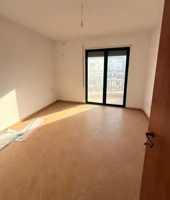 Apartament 2+1 në shitje në Unaza e Re, Tiranë, 127 m². Foto 1 nga 7