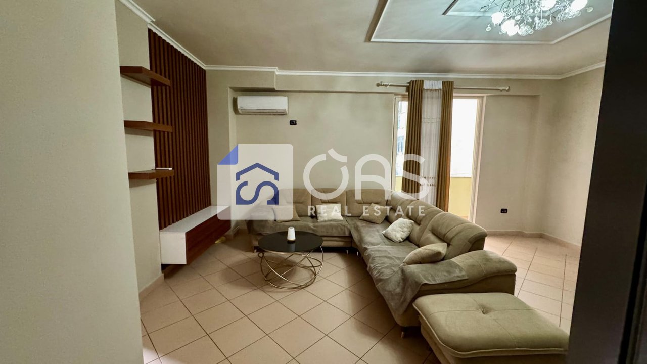 Apartament 2+1 me qera në Kodra e Diellit, Tiranë, 85 m². Foto 1 nga 6